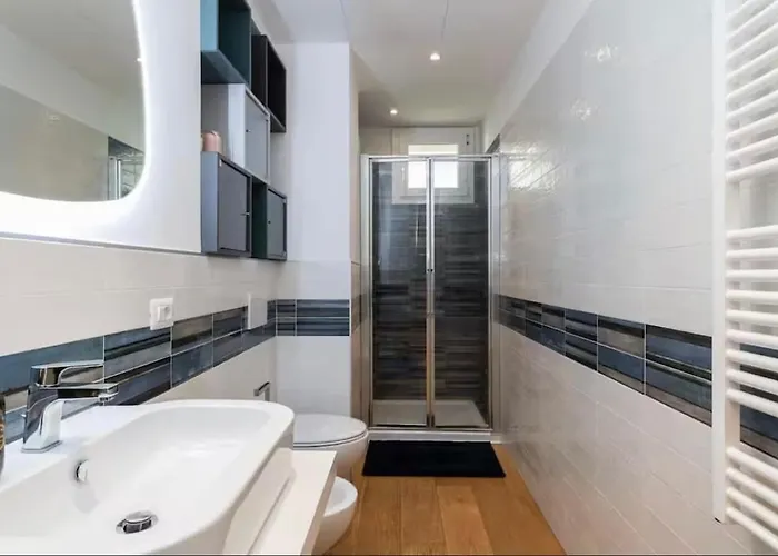 Appartement Con Parcheggio Privato In Proprieta E Giardino Esclusivo Rome